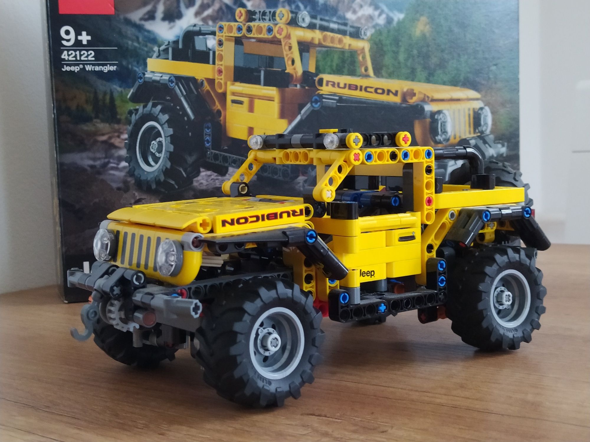 LEGO Technic Jeep Wrangler wierna replika, klocki stan Bardzo Dobry