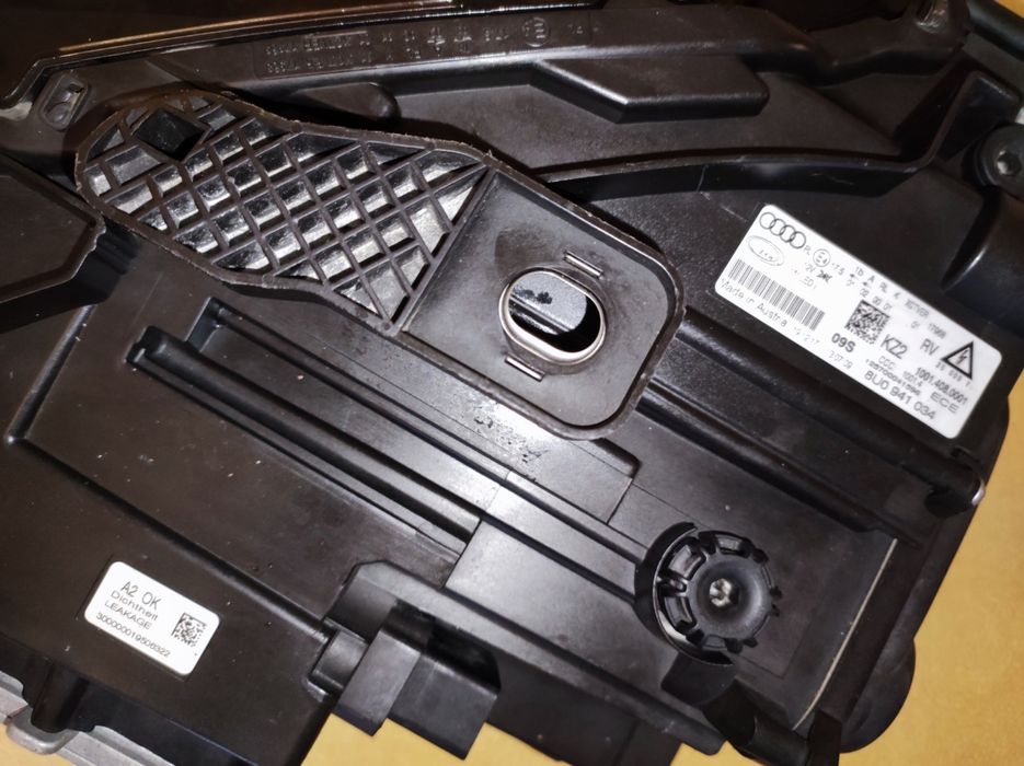 Фари фары Audi Q3 full led Європа 8u0941033 8u0941034