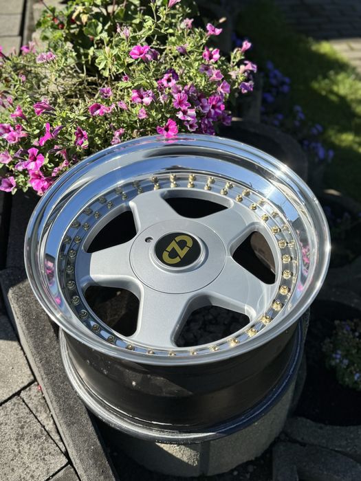 Felgi aluminiowe OZ Futura 5x120 R17 8,5/10 (bmw,e36,3tlg,mito,e46)