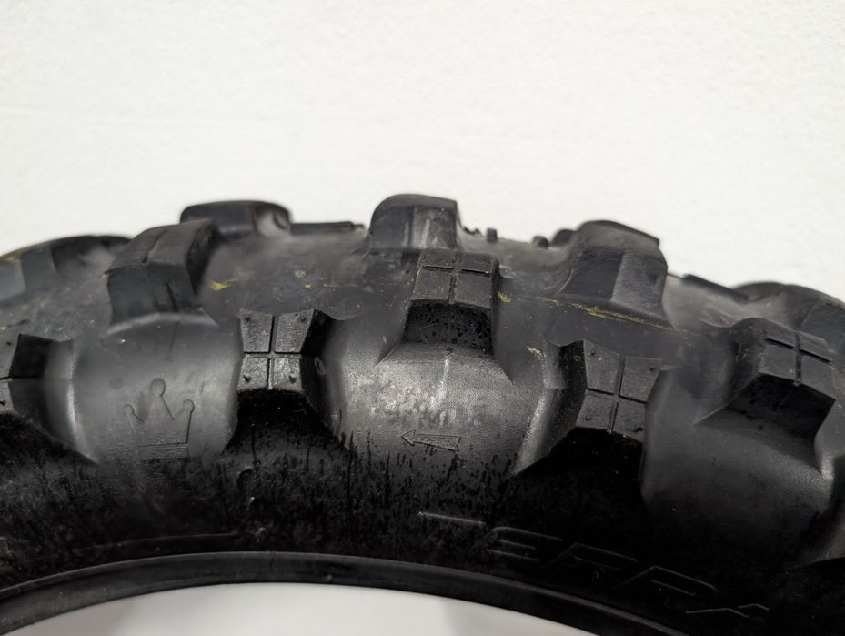 Vendo mitas terraforce ef 140, risca Amarela