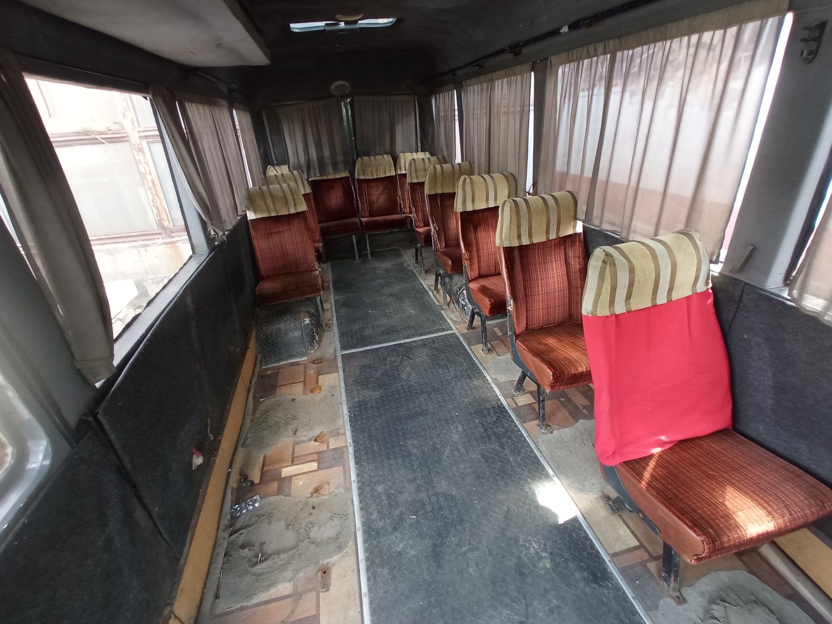 Сидіння сиденье в маршрутку автобус микроавтобус 16 місць з кріпленням