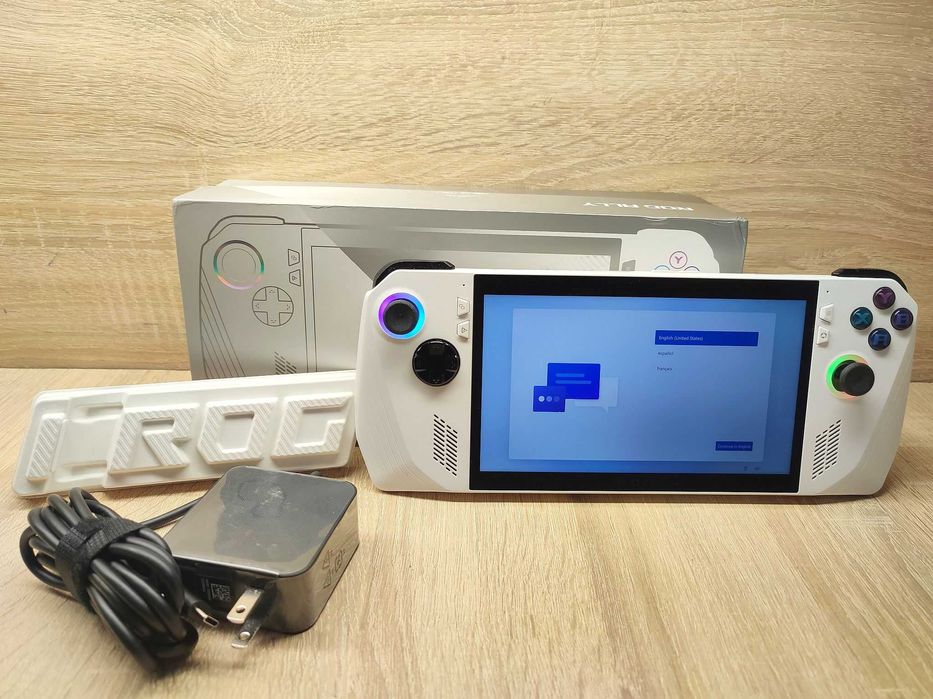 Konsola przenośna ASUS ROG Ally RC71L