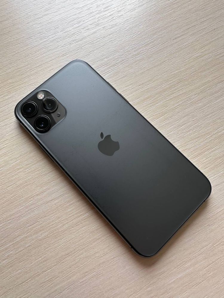 IPhone 11pro 64g на R-sim