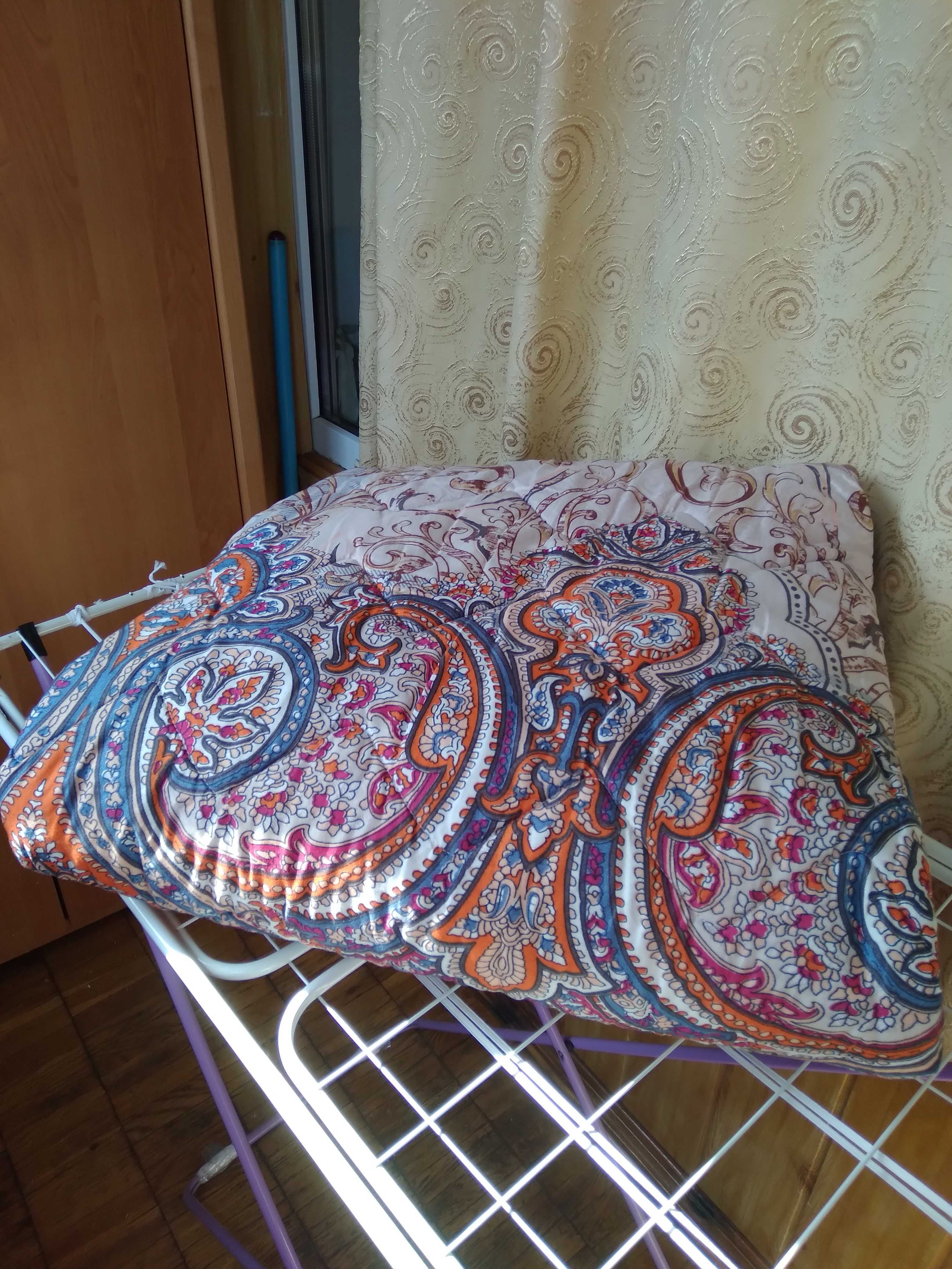 Продам ковдру 180 см на 200 см