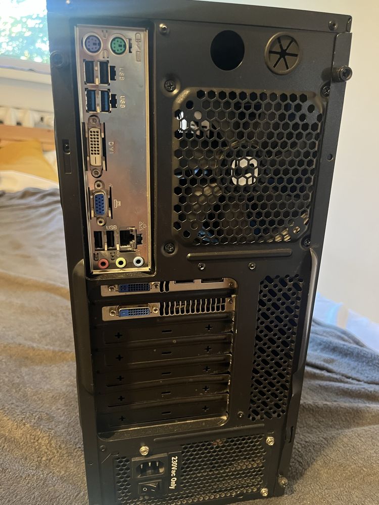 Komputer GTX660 I5 4400