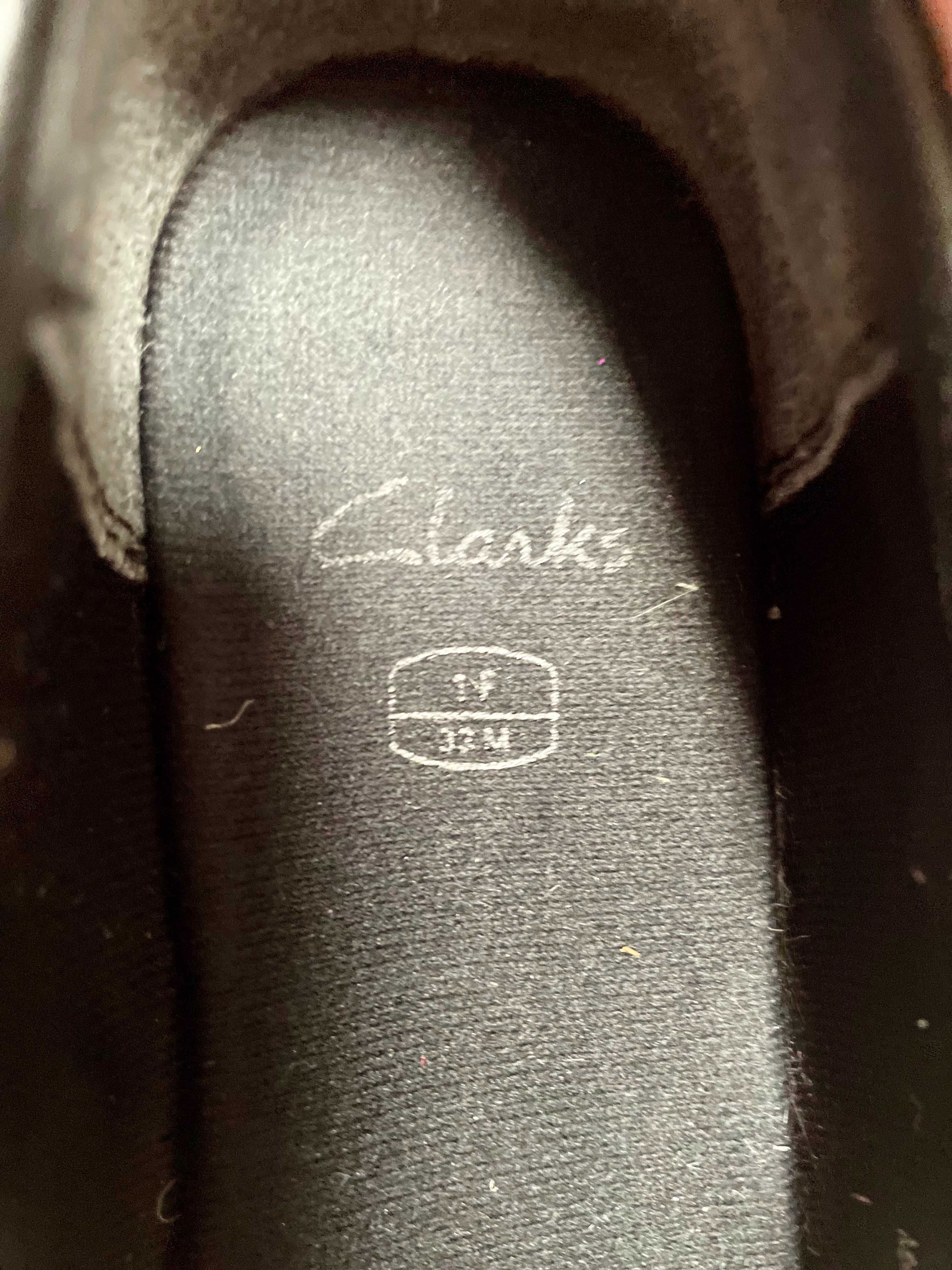 Clarks baleriny pantofelki trzewiki czarne skórzane dziewczęce 33 rzep