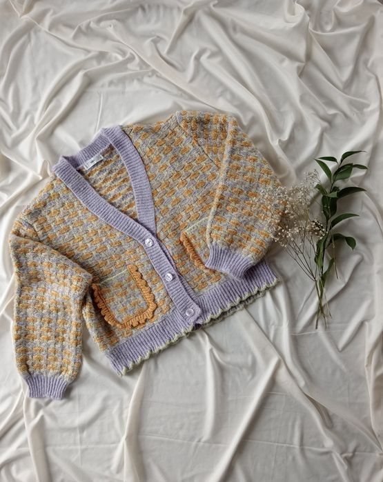 В'язаний кардиган з фіолетово-жовтим візерунком, розмір 46/48, Mangо