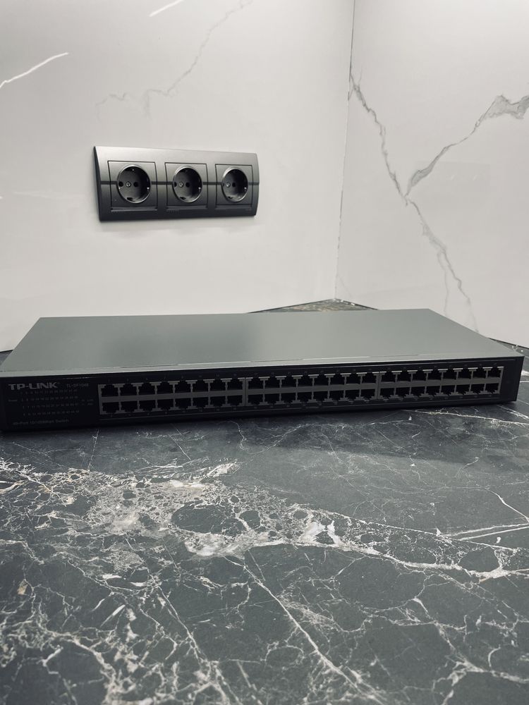 Коммутатор TP-LINK TL-SF1048