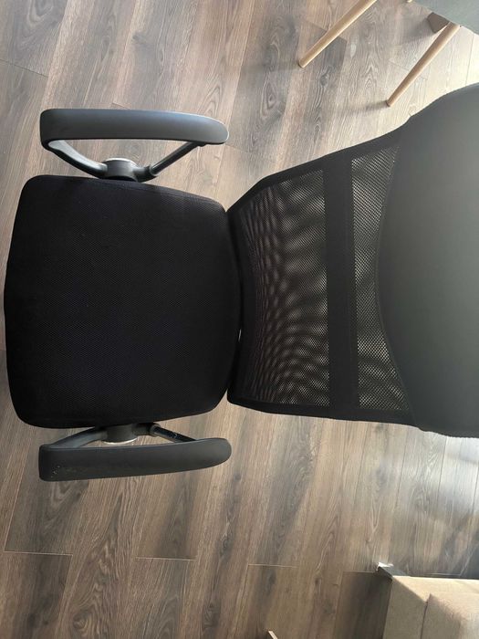 Fotel biurowy krzesło obrotowe czarny Jysk