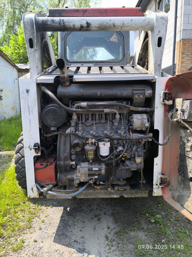 Продам міні-навантажувач Bobcat 873 H Turbo.

Bobkat