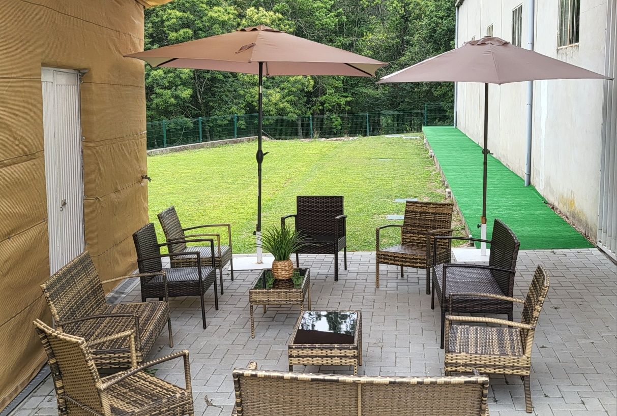 Espaço jardim/piscina-festa/convívio ( LER DESCRIÇÃO )