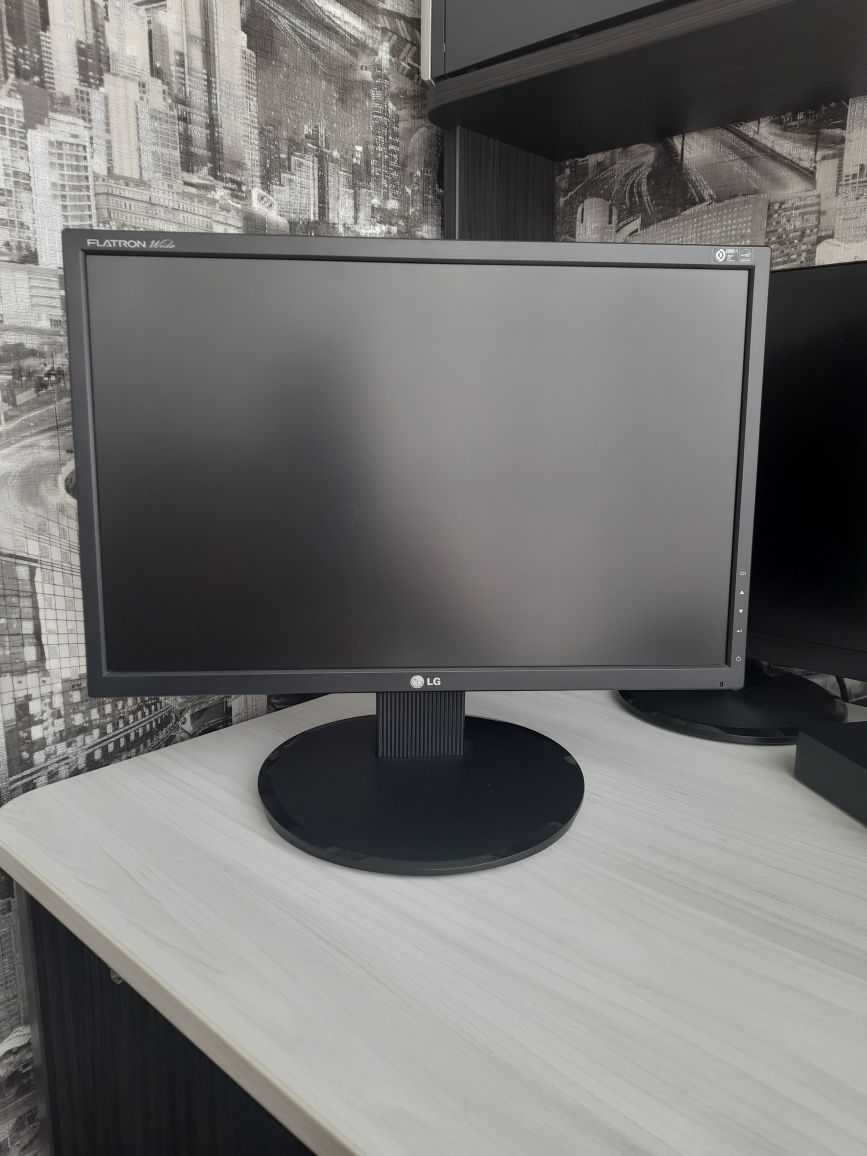 Монітор LG Flatron L194WT- BF