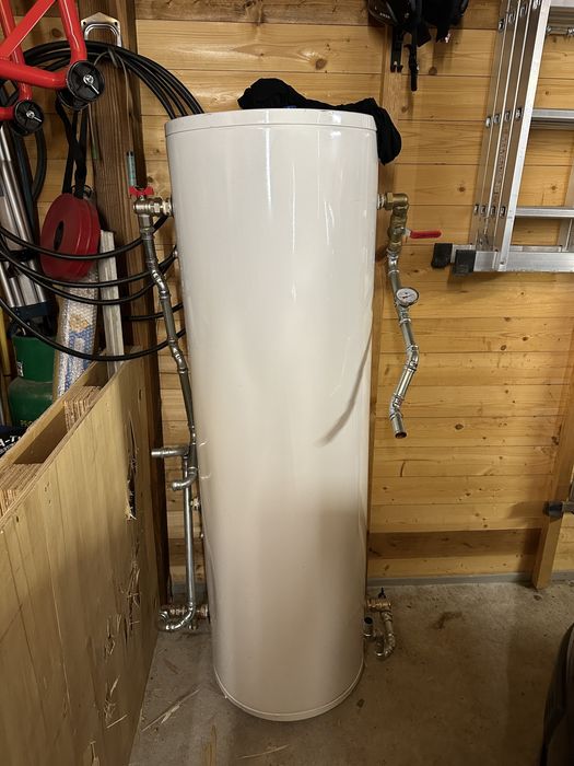 Zbiornik buforowy 245l