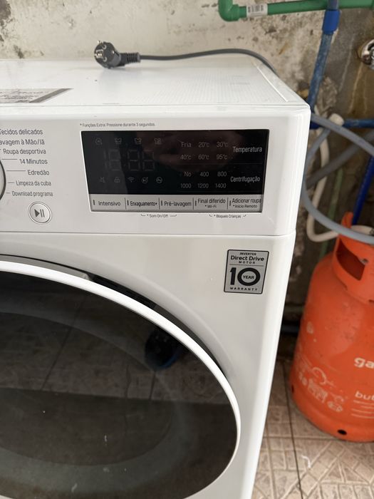 Maquina de lavar roupa