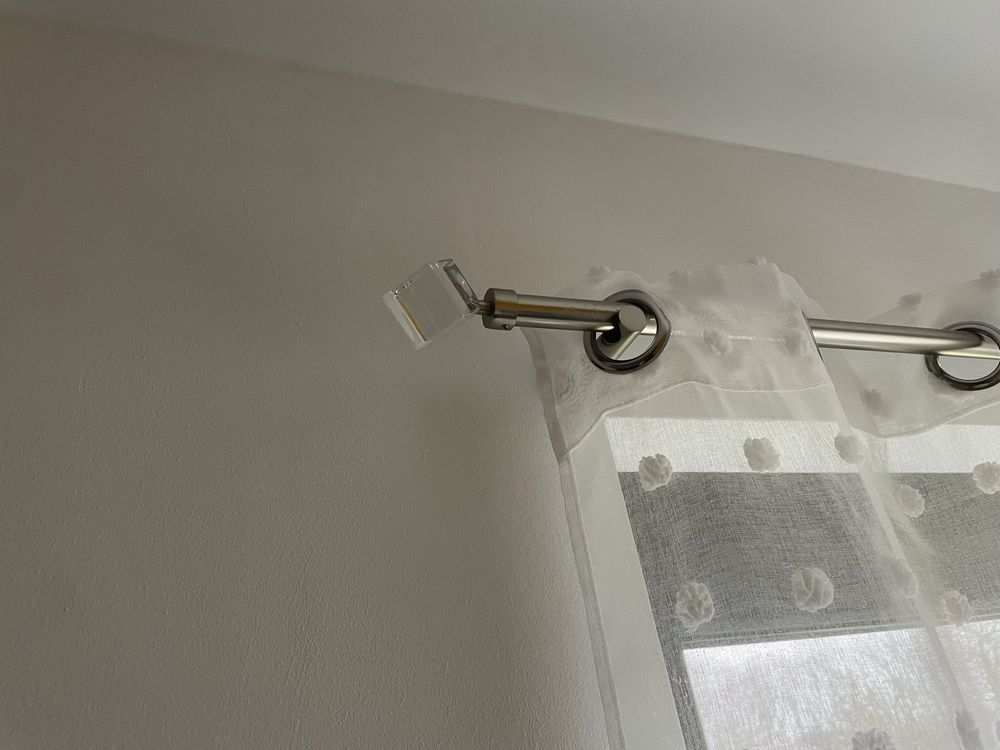 Karnisz narozny aluminiowy