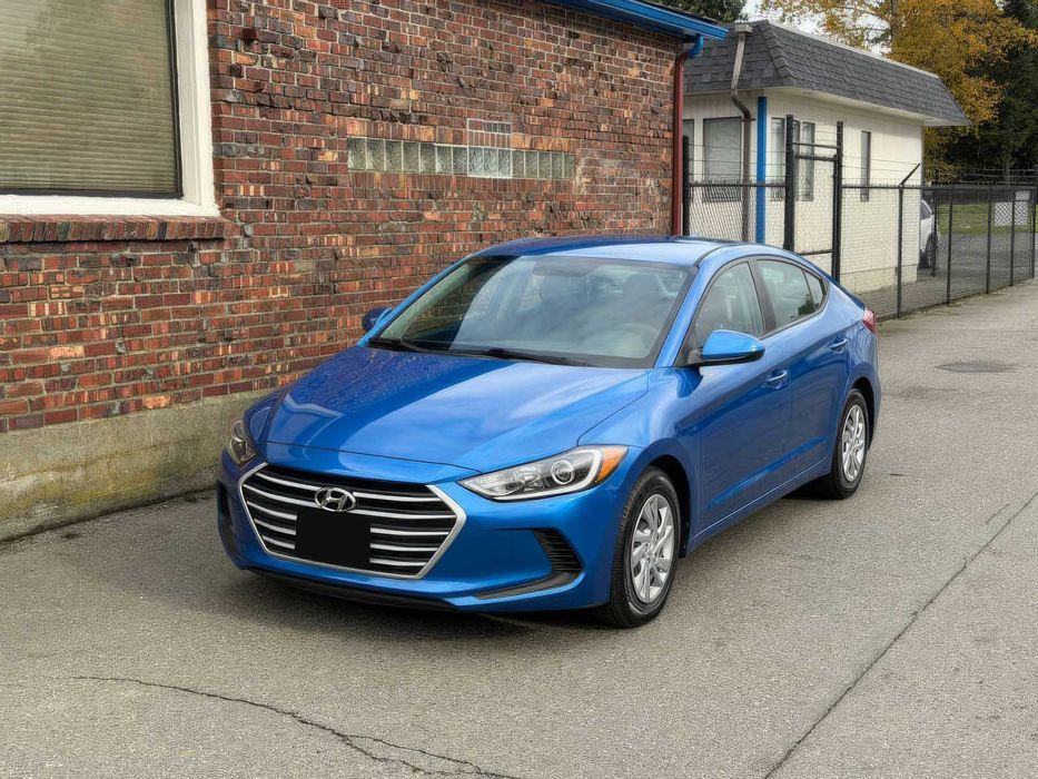 Hyundai Elantra      2017