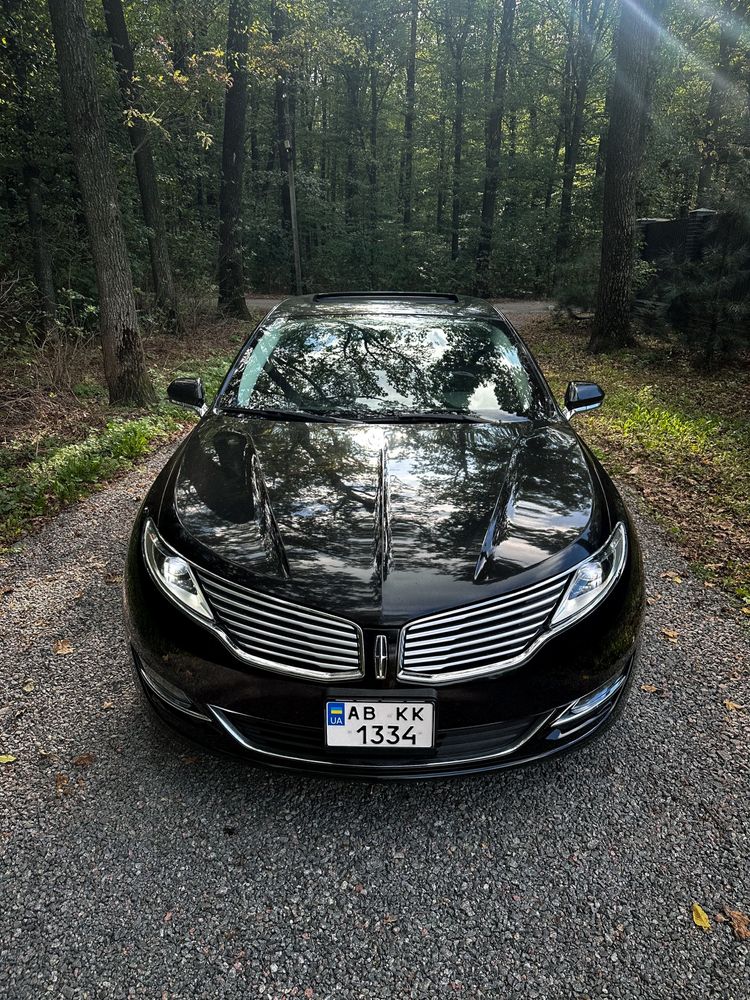 Lincoln mkz 2015 року