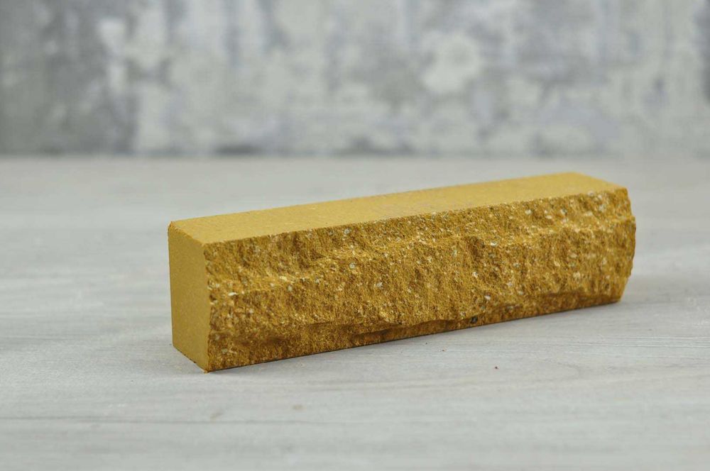 Цегла рвана половинка облицювальна.