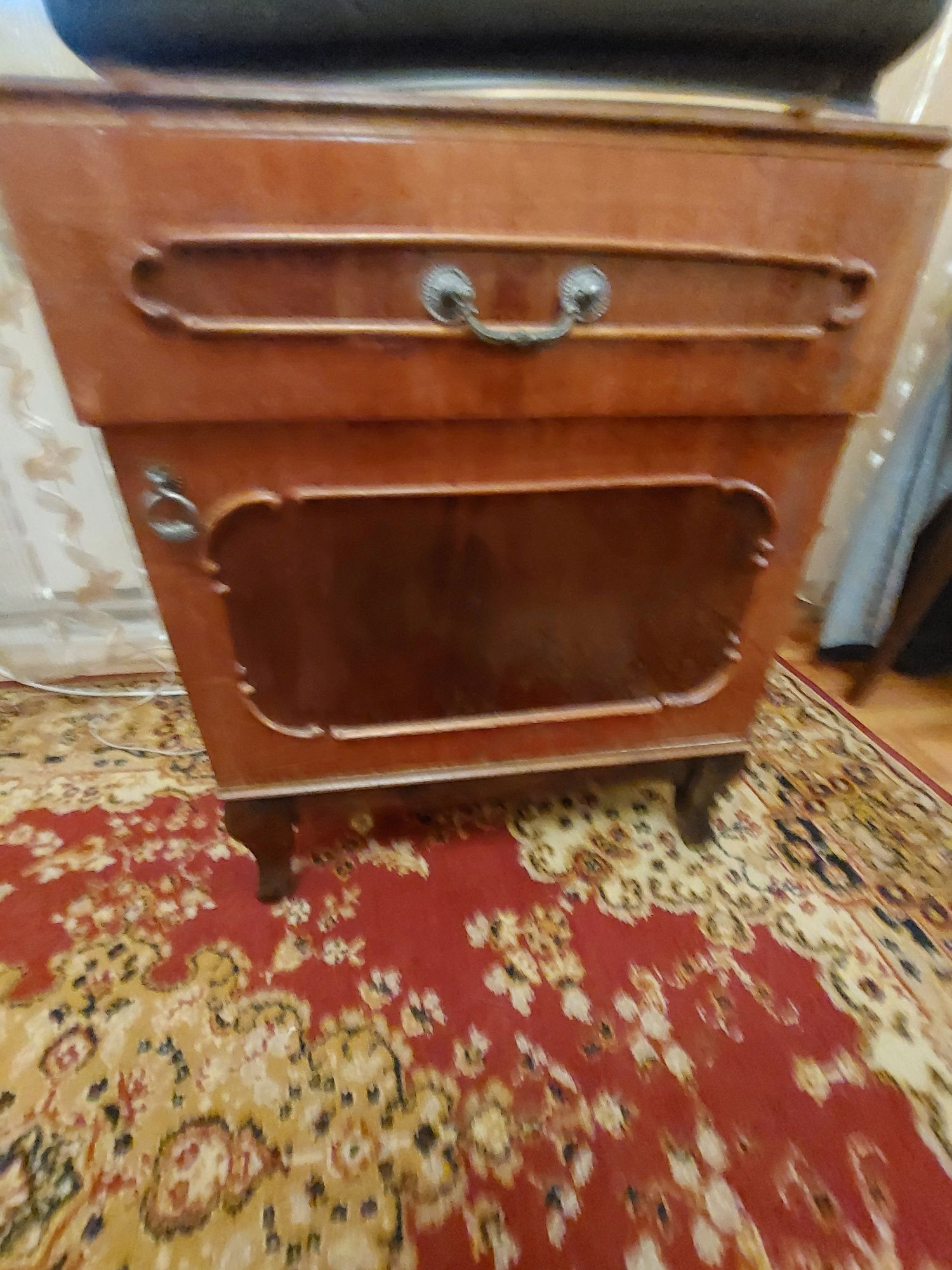 Меблі  в спальню