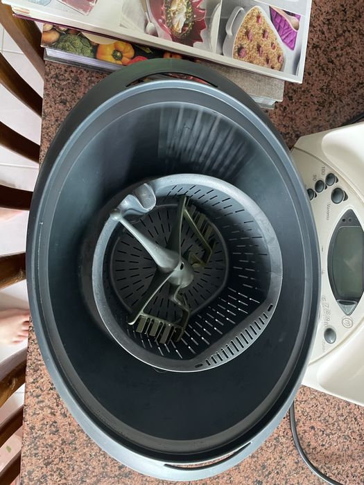 Vendo bimby com livro de receitas