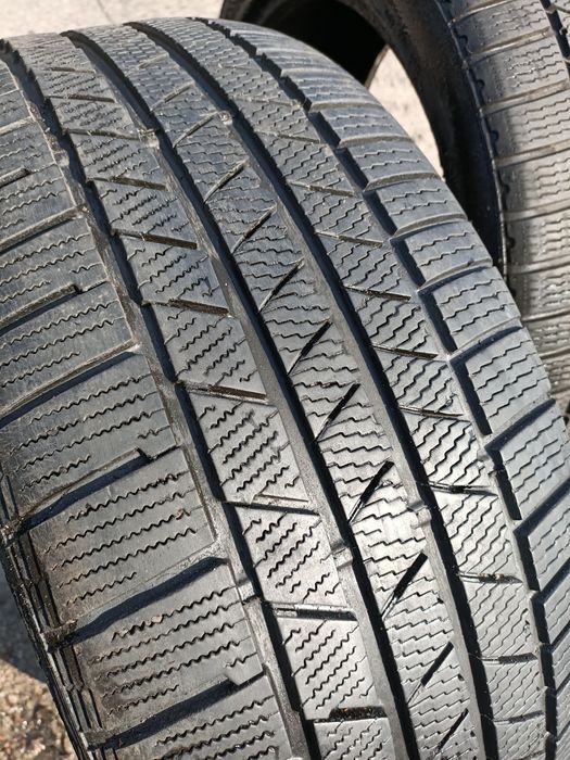 Opony 275/40r22 zimowe Continental CrossContact Winter 108V XL używane