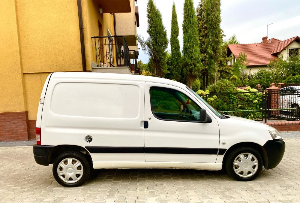 Peugeot Partner 1,6  HDI Zadbany Przegląd i OC na cały rok