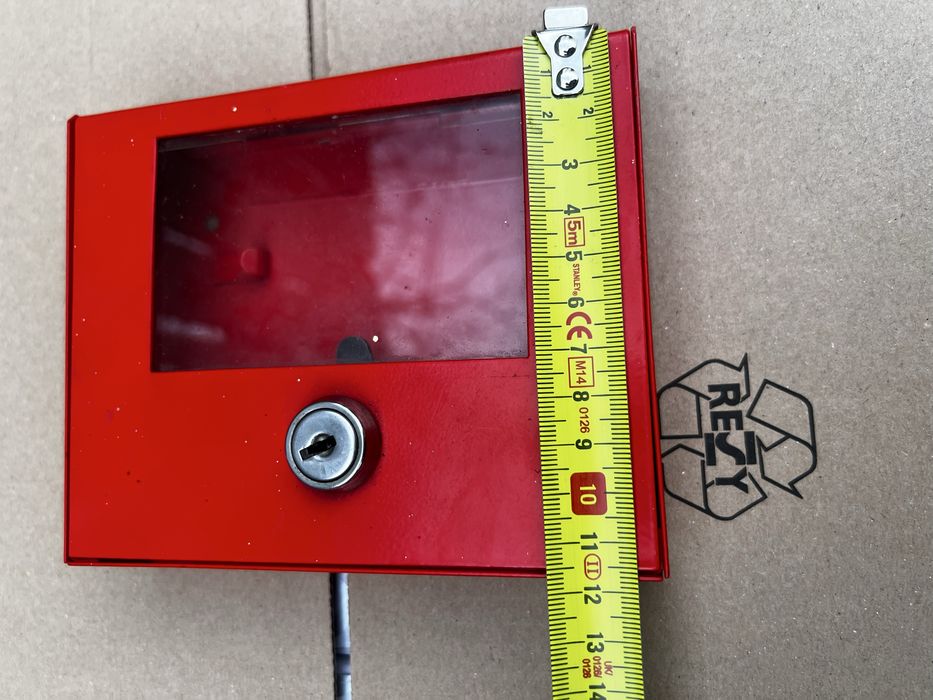 Skrzynka metalowa na