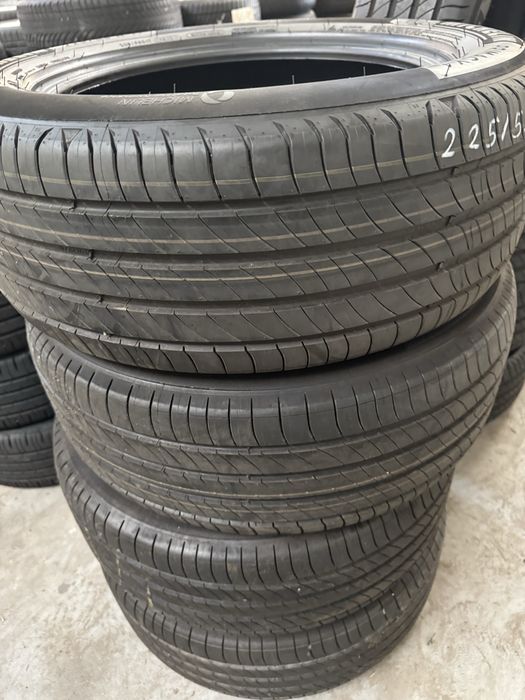Komplet opon letnich 225/55/17 MICHELIN Demo F-Vat