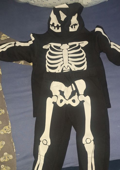 Dres dla chłopca badz dziewczynki r 104