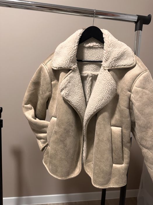 Трендова  дублянка світла бежева оверсайз куртка верхнійодяг дубльонка