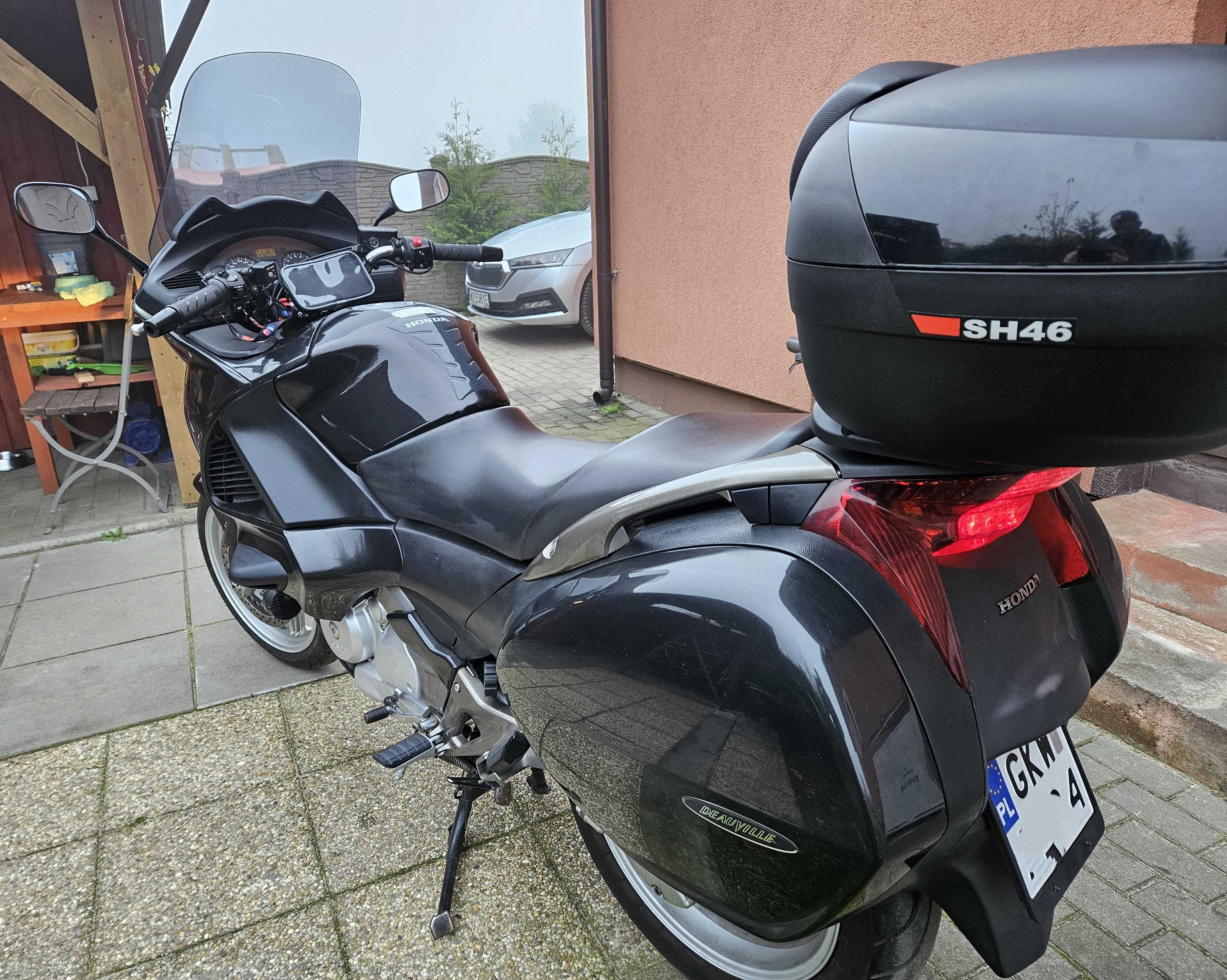 Honda Deauville 700