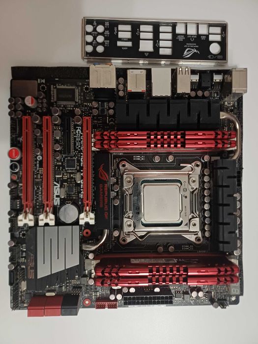 ASUS RAMPAGE IV GENE LGA2011 + legendarny E5-1680 v2 + 32 GiB DDR3