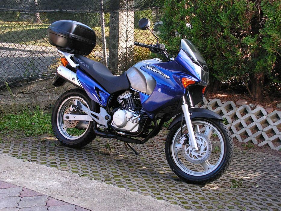 HONDA VARADERO 125 XL 2004. KUFER shadow rebel yamaha dt wr mt cbr cbf