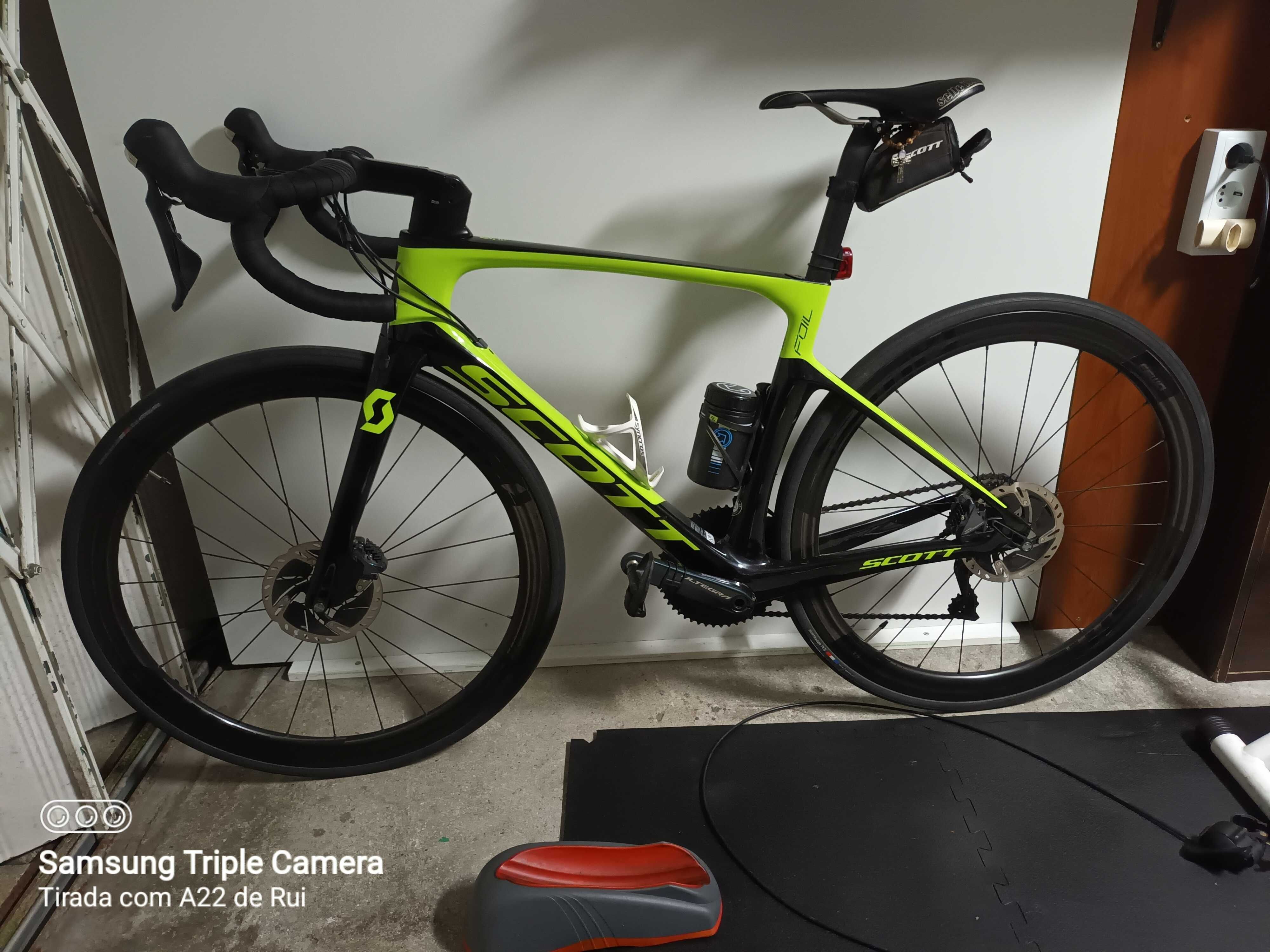 Bicicleta SCOTT FOIL 20 DISC Mod. 2019 TAM 52