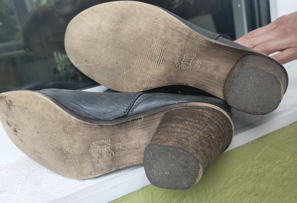 Женские кожаные ботинки 39 р. Шкіряні чоботи казаки