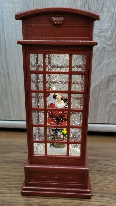Budka telefoniczna ze św. Mikołajem 25cm LED na baterie czerwona