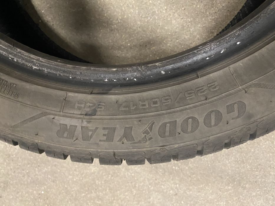 225/50/17 Opony goodyear ultragrip performance+