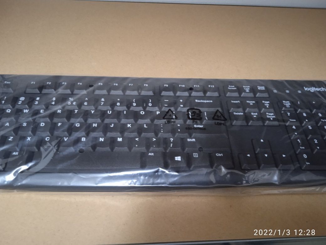 Klawiatura Logitech K120 nowa Klawiatura TNT mysz Logitech M185 nowa.