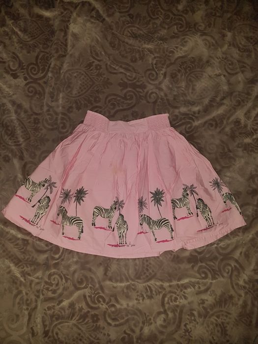 Rezerwac Różowa kloszowa spodnica dziewczęca w zebry 146-152