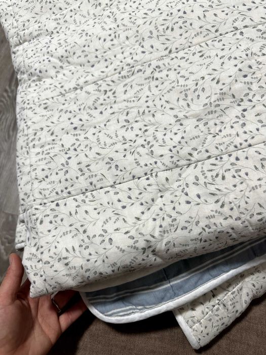 Ковдра JYSK 200*220см, помірна