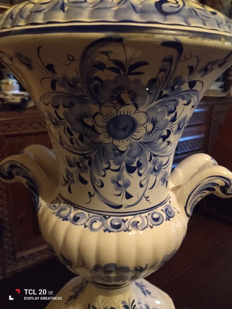 Vaso grande, louça portuguesa