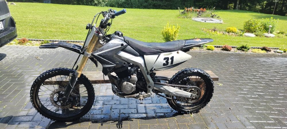 x motos xb 31 250  2019 ( diabolini asix Barton )