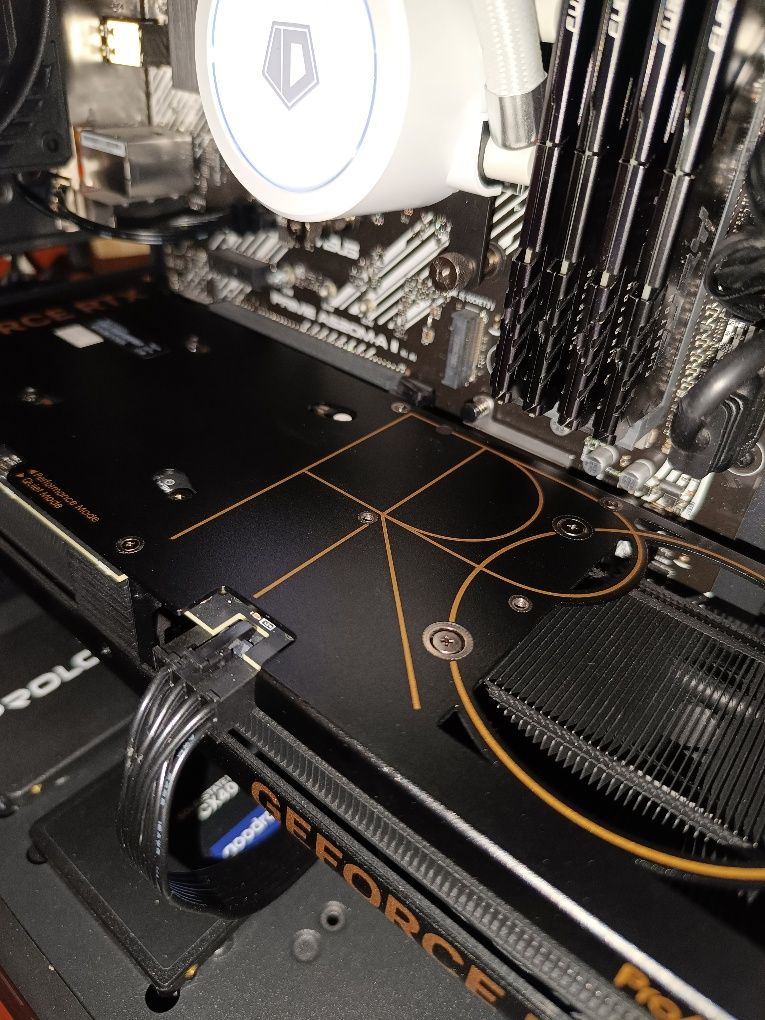 ASUS RTX 4070 ProArt 12GB | Гарантия до

2027 |

Идеал