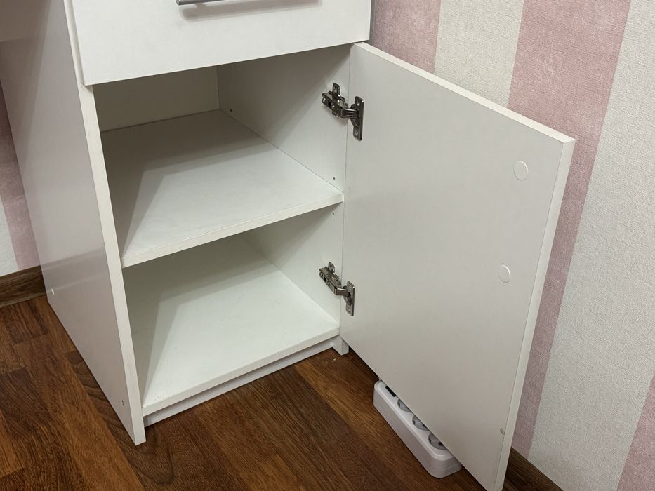 Стіл письмовий білий та дуб сонома