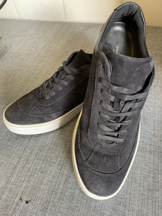 Продам  туфли-кеды VAGABOND