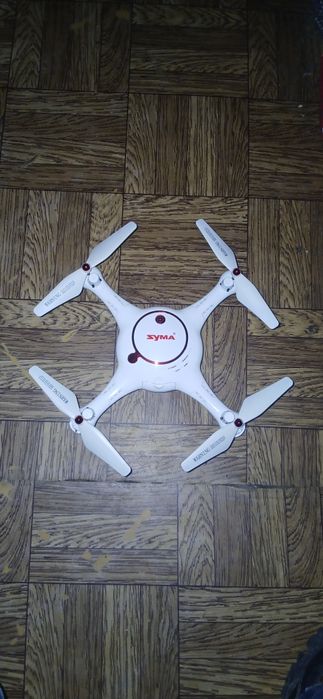 Квадрокоптер Zuma