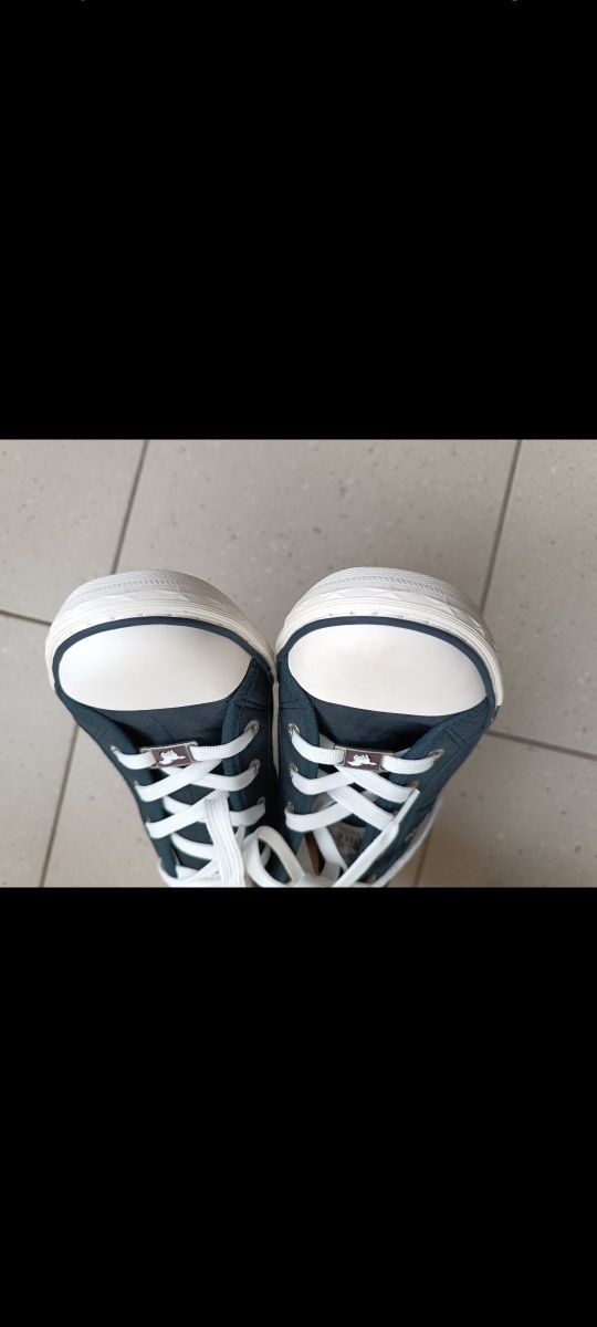 Nowe trampki Mustang tenisówki 39 buty sportowe Sneakersy