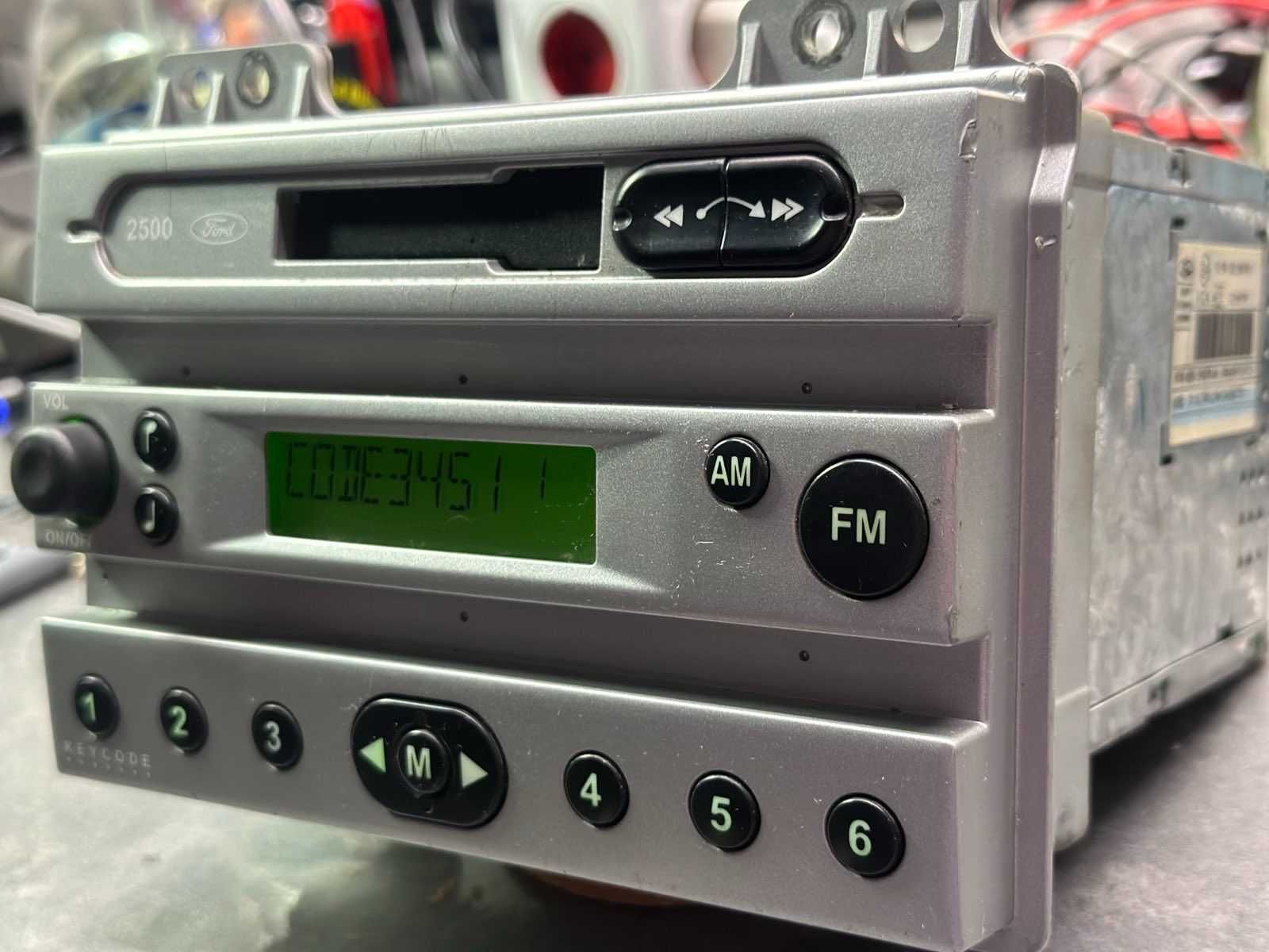 Fabryczne Radio Cassette Player Ford  B1 Ultra Low Cassette