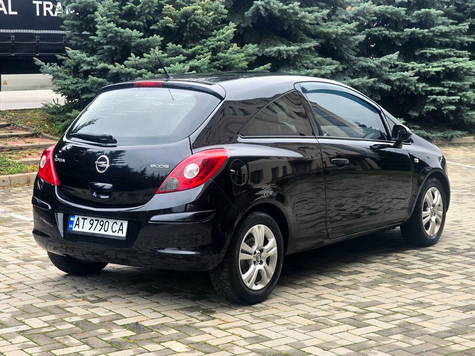 Opel Corsa 2012г.в. 1.3 дизель, механика