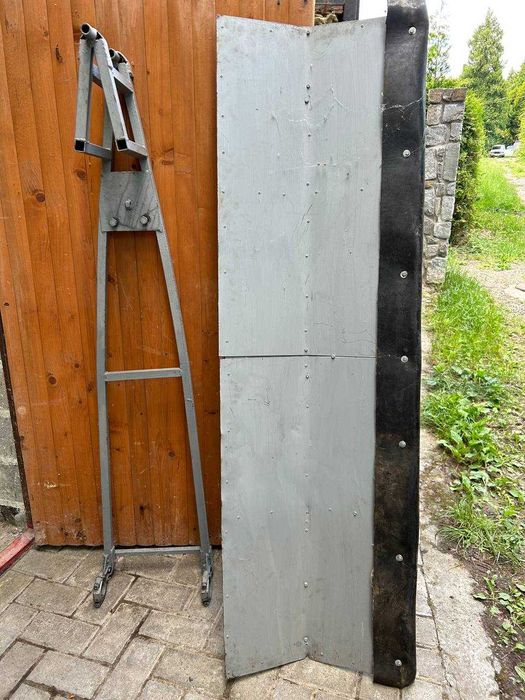 Снігоочисний відвал 200×65 см — новий, виготовлений під замовлення